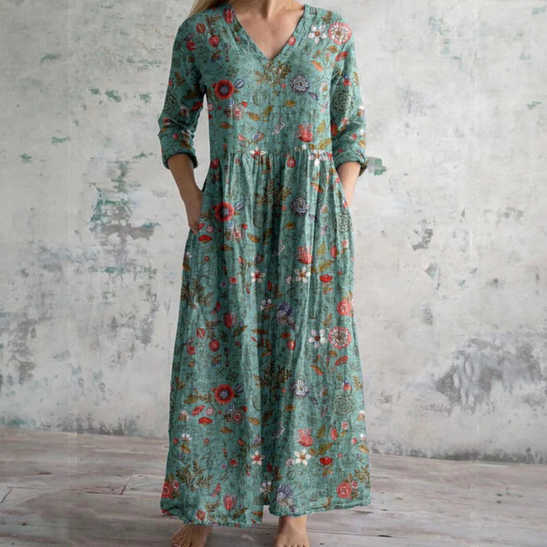 Sophie™ – Vintage Floral Maxi Dress