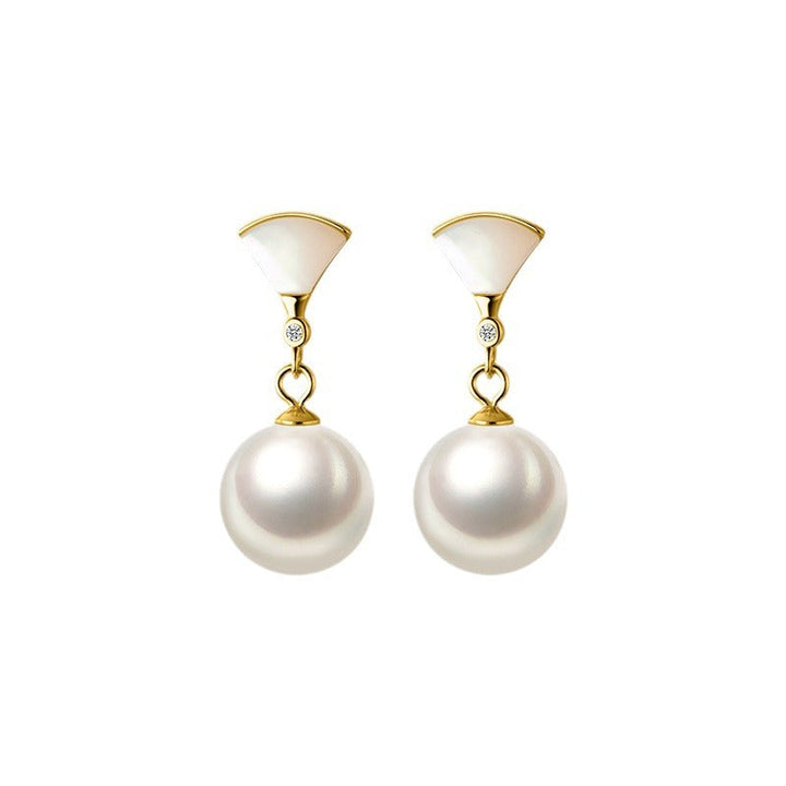 Freshwater Pearl Earrings | Timeless Elegant Accessory