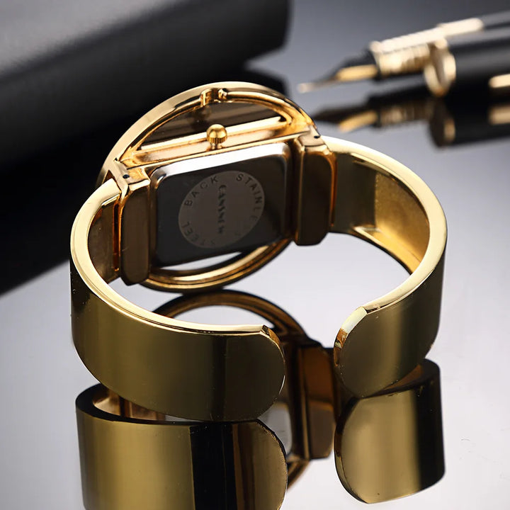 Bold Black & Gold | Elegant Color Combo