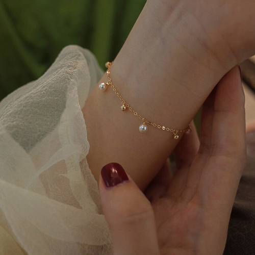 SWEETWATER PEARLS | Chic Gold Bracelet