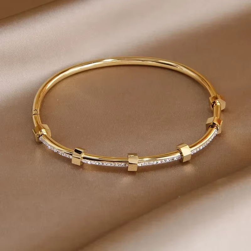 MADISON | Elegant Gem Bracelet