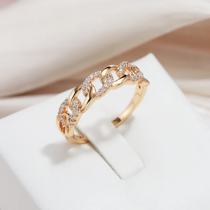 Chic Gold Chain Ring